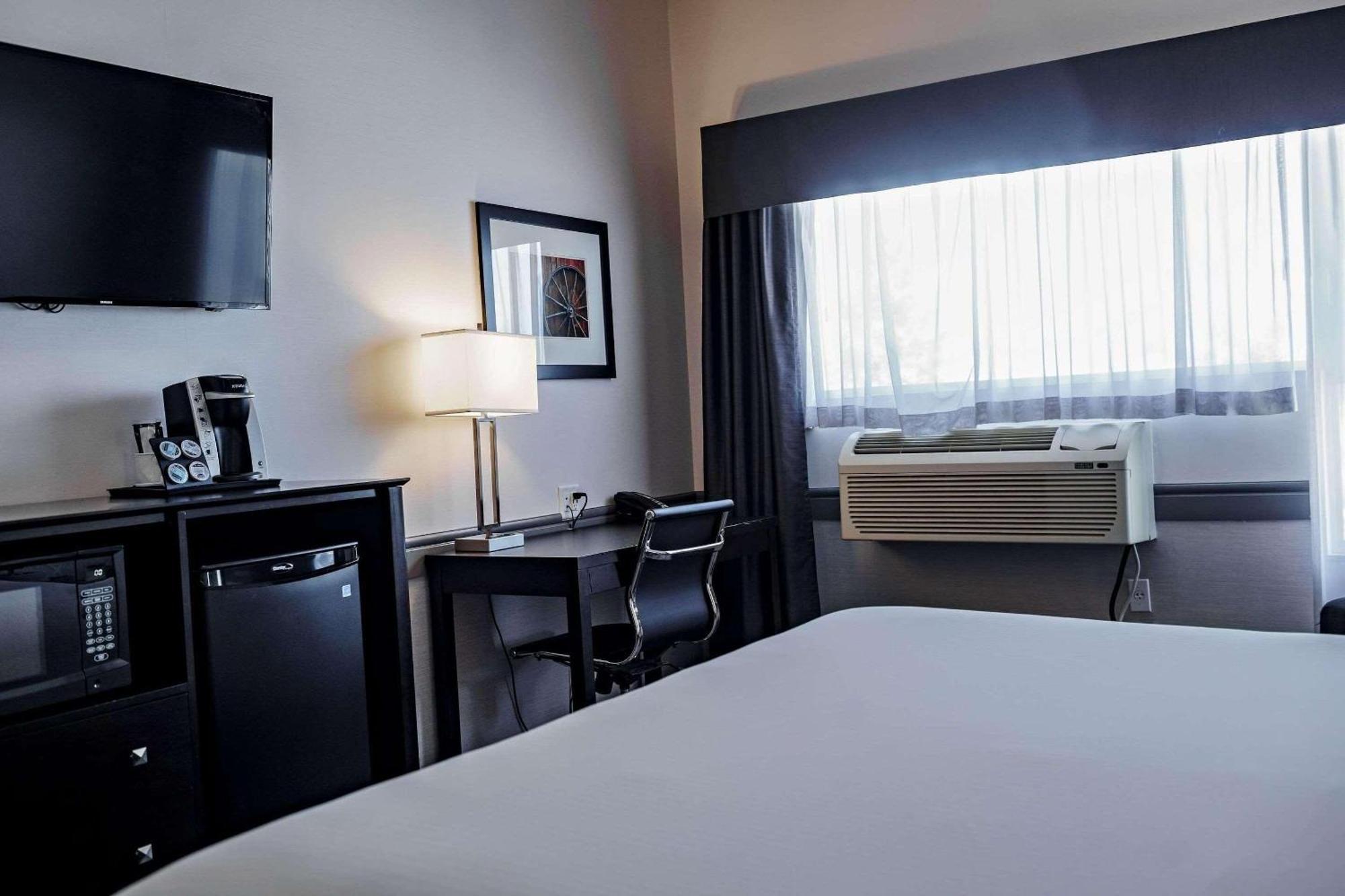 Park Inn By Radisson Edmonton Airport Leduc Ngoại thất bức ảnh